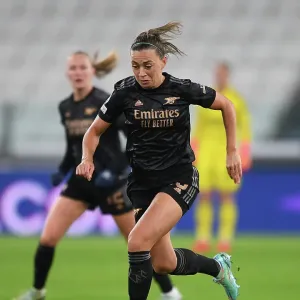 Battle in Group C: Juventus vs. Arsenal - UEFA Women's Champions League (November 2022), Turin, Italy Battle in Group C: Juventus vs. Arsenal - UEFA Women's Champions League (November 2022), Turin, Italy