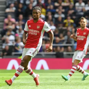 Battle for London: Reiss Nelson in Action - Tottenham Hotspur vs. Arsenal (2021-22)