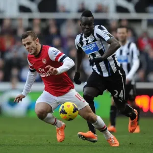 Battle in the Midfield: Jack Wilshere vs. Cheick Tiote (Premier League 2013-14) Battle in the Midfield: Jack Wilshere vs. Cheick Tiote (Premier League 2013-14)