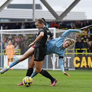 Battle for Possession: Arsenal vs. Manchester City - FA Women's Super League