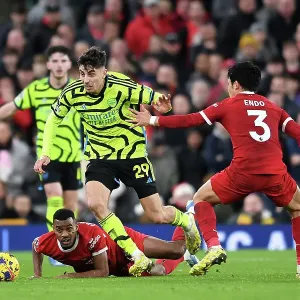 Battle for Possession: Havertz vs. Gravenberch-Endo - Liverpool vs. Arsenal, Premier League 2023-24 Battle for Possession: Havertz vs. Gravenberch-Endo - Liverpool vs. Arsenal, Premier League 2023-24
