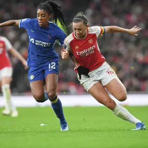 Battle of the Titans: Arsenal vs Chelsea - Women's Super League Clash at Emirates Stadium