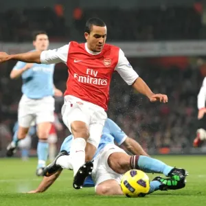 The Battle of the Wings: Walcott vs. Zabaleta - Scoreless Rivalry in the Premier League, Arsenal vs. Manchester City, Emirates Stadium, 2011