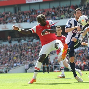 Battling for Possession: Sagna vs Amalfitano in Arsenal vs West Bromwich Albion (2013-14)