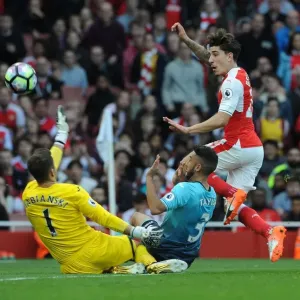 Bellerin's Blocked Shot: Arsenal vs Swansea City