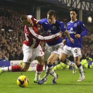 Bendtner vs Jagielka: Stalemate at Goodison Park, Everton vs Arsenal, Barclays Premier League, 2009 Bendtner vs Jagielka: Stalemate at Goodison Park, Everton vs Arsenal, Barclays Premier League, 2009