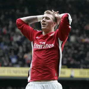 Bendtner's Stalemate: Arsenal vs. Tottenham, Barclays Premier League, 2009