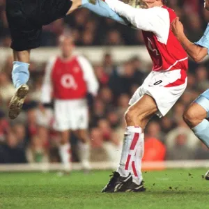 Bergkamp Cavallero040310AF. jpg