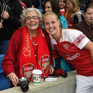 Beth Mead's Victory Embrace: Arsenal Women Triumph Over Brighton & Hove Albion