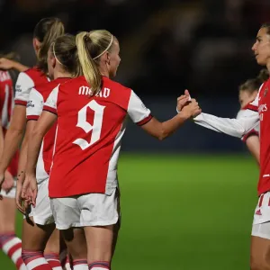 BOREHAMWOOD, ENGLAND - OCTOBER 14: Beth Mead congratulates Tobin Heath after the 3rd Arsenal goal during the UEFA BOREHAMWOOD, ENGLAND - OCTOBER 14: Beth Mead congratulates Tobin Heath after the 3rd Arsenal goal during the UEFA