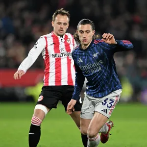 Brentford v Arsenal - Premier League