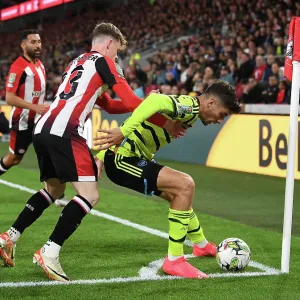 Brentford vs Arsenal: Kai Havertz Clashes with Keane Lewis-Potter in Carabao Cup Showdown