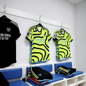 Brighton & Hove Albion v Arsenal FC - Premier League