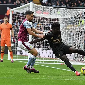 Bukayo Saka vs Alexandre Moreno: Intense Battle at Villa Park - Arsenal vs Aston Villa, Premier League 2022-23