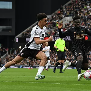 Bukayo Saka vs Antonee Robinson: Intense Battle at Craven Cottage - Fulham vs Arsenal, Premier League 2022-23