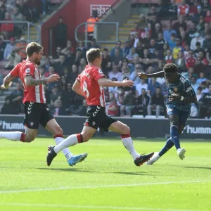 Bukayo Saka's Thwarted Effort: Southampton vs. Arsenal, Premier League 2021-22