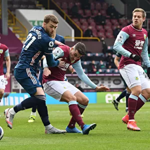 Burnley vs Arsenal: Calum Chambers Clashes with Matthew Lowton in Empty Turf Moor - Premier League 2020-21