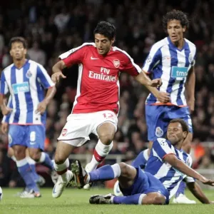 Carlos Vela (Arsenal) Rolando (Porto)