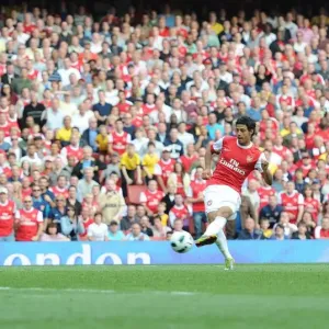 Carlos Vela Scores the Fourth Goal: Arsenal 4-1 Blackburn Rovers