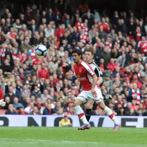 Carlos Vela's Epic Chip: Arsenal's 4th Goal vs. Fulham (4:0) Carlos Vela's Epic Chip: Arsenal's 4th Goal vs. Fulham (4:0)