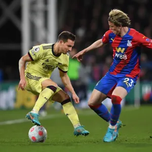 Cedric Soares Faces Off Against Conor Gallagher in Intense Crystal Palace vs. Arsenal Clash