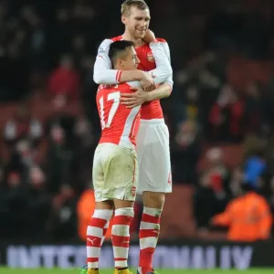 Celebrating Victory: Sanchez and Mertesacker, Arsenal v Southampton (2014-15)