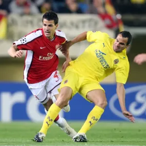 Cesc Fabregas (Arsenal) Ariel Ibagaza (Villarreal)