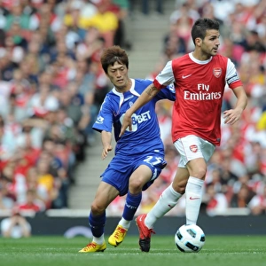 Cesc Fabregas (Arsenal) Chung-Yong Lee (Bolton). Arsenal 4: 1 Blackburn Rovers