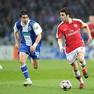 Cesc Fabregas (Arsenal) Fucile (Porto). FC Porto 2: 1 Arsenal, UEFA Champions League