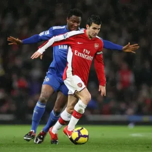 Cesc Fabregas (Arsenal) Jon Obi Mikel (Chelsea). Arsenal 0: 3 Chelsea, Barclays Premier League Cesc Fabregas (Arsenal) Jon Obi Mikel (Chelsea). Arsenal 0: 3 Chelsea, Barclays Premier League