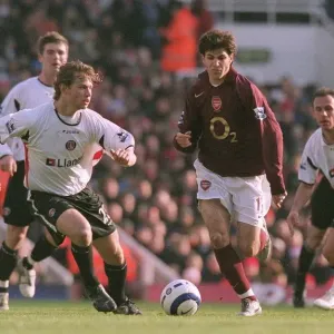Cesc Fabregas (Arsenal) Jon Spector (Charlton). Arsenal 3: 0 Charlton Athletic
