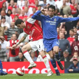 Cesc Fabregas (Arsenal) Paulo Ferreira (Chelsea) Cesc Fabregas (Arsenal) Paulo Ferreira (Chelsea)