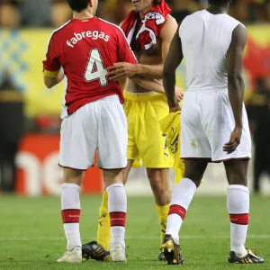 Cesc Fabregas (Arsenal) Robert Pires (Villarreal)