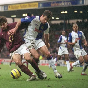 Cesc Fabregas (Arsenal) Ryan Nelsen (Blackburn). Blackburn Rovers 1: 0 Arsenal