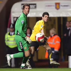 Cesc Fabregas (Arsenal) Thomas Sorensen (Aston Villa) Cesc Fabregas (Arsenal) Thomas Sorensen (Aston Villa)