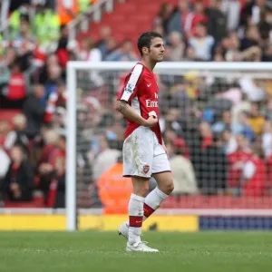Cesc Fabregas: Arsenal's Star Midfielder Faces Chelsea in Disappointing 1:4 Defeat at Emirates Stadium, 2009 Cesc Fabregas: Arsenal's Star Midfielder Faces Chelsea in Disappointing 1:4 Defeat at Emirates Stadium, 2009