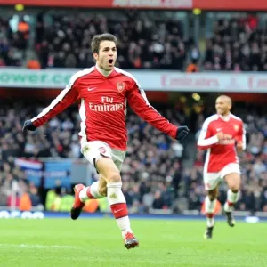 Cesc Fabregas Euphoric Moment: Arsenal's First Goal in 3-0 Victory over Aston Villa (December 2009) Cesc Fabregas Euphoric Moment: Arsenal's First Goal in 3-0 Victory over Aston Villa (December 2009)