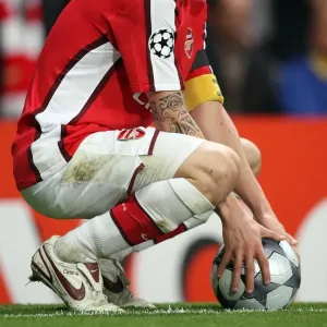 Cesc Fabregas Leads Arsenal to 3-0 Victory over Villarreal in UEFA Champions League Quarterfinals