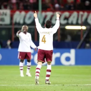 Cesc Fabregas Thrilling Goal: Arsenal's Unforgettable 2-0 Victory over AC Milan in the UEFA Champions League