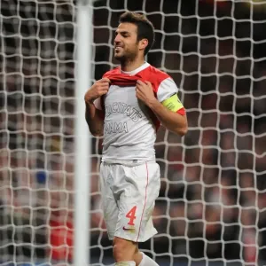Cesc Fabregas's Triumph: Arsenal's Third Goal vs. Shakhtar Donetsk in the Champions League (5-1)