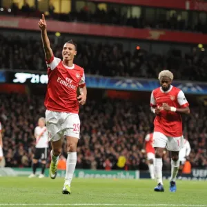 Chamakh's Fifth: Arsenal's Dominant 5-1 Victory Over Shakhtar Donetsk
