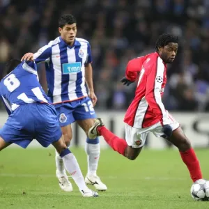 Champions League Showdown: Lucho and Hulk of FC Porto Outshine Alex Song of Arsenal in a 2:0 Victory Champions League Showdown: Lucho and Hulk of FC Porto Outshine Alex Song of Arsenal in a 2:0 Victory