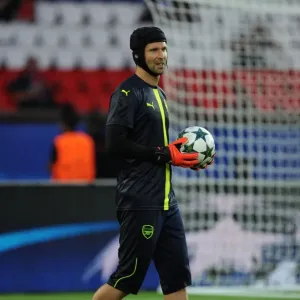 Champions League Showdown: Petr Cech vs. Paris Saint-Germain