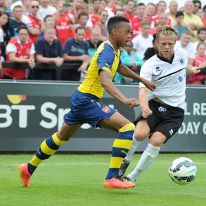 Chris Willock (Arsenal) Ben Nunn (Boreham Wood). Boreham Wood 0: 2 Arsenal. Pre Season Friendly