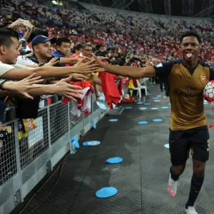 Chuba Akpom Scores and Celebrates with Arsenal Fans in Singapore
