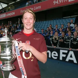 Ciara Grant (Arsenal) with the FA Cup Trophy