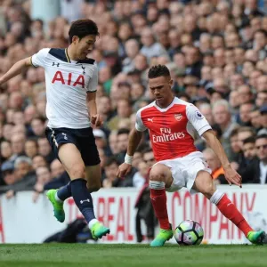 Clash of the Capital Rivals: Kieran Gibbs vs. Heung-Min Son (Tottenham vs. Arsenal, Premier League) Clash of the Capital Rivals: Kieran Gibbs vs. Heung-Min Son (Tottenham vs. Arsenal, Premier League)