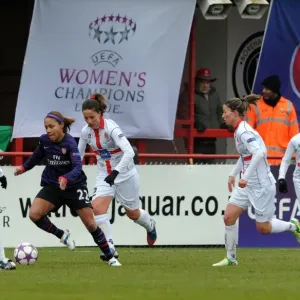 Clash in the Champions League: Alex Scott vs. Daniela Stracchi, Arsenal vs. Torres Clash in the Champions League: Alex Scott vs. Daniela Stracchi, Arsenal vs. Torres