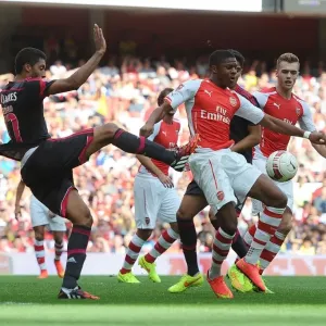 Clash at the Emirates: Akpom vs Cesar Clash at the Emirates: Akpom vs Cesar