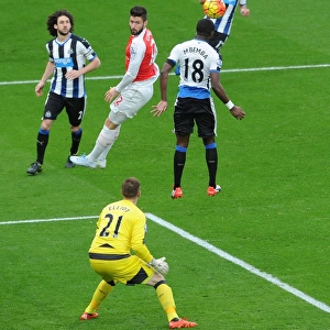 Clash at the Emirates: Giroud vs. Mbemba - Arsenal vs. Newcastle United